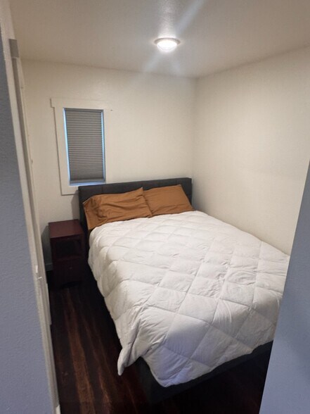 Building Photo - 617 Fair St