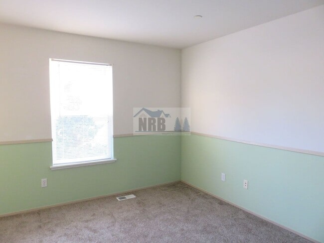 Building Photo - Stunning House in Dupont! $500.00 off 1 Month of Rent!