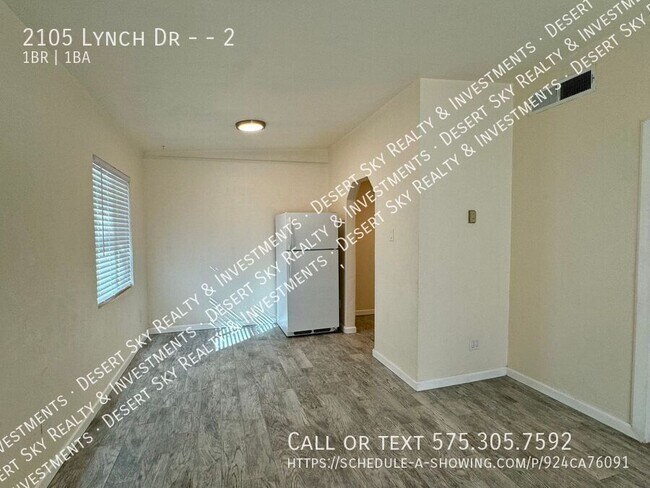 Building Photo - 2105 Lynch Dr