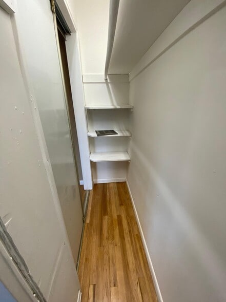 Building Photo - 601 Mountain Ave