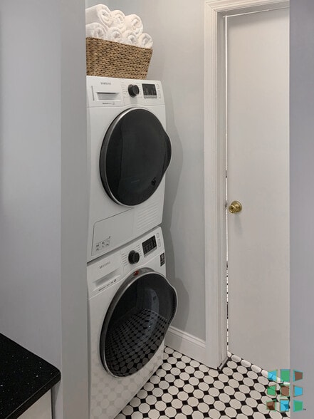 Washer/Dryer in unit - 131 Hall Street