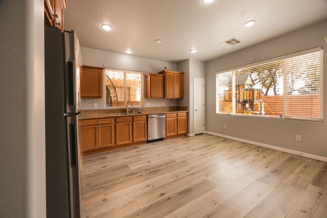 Building Photo - 8253 Arden Landing Pl