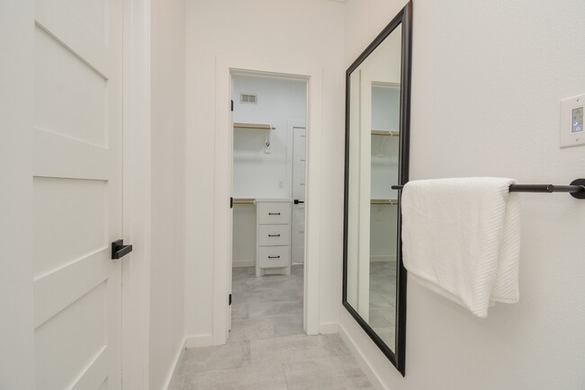 Building Photo - 406 Billingford Dr