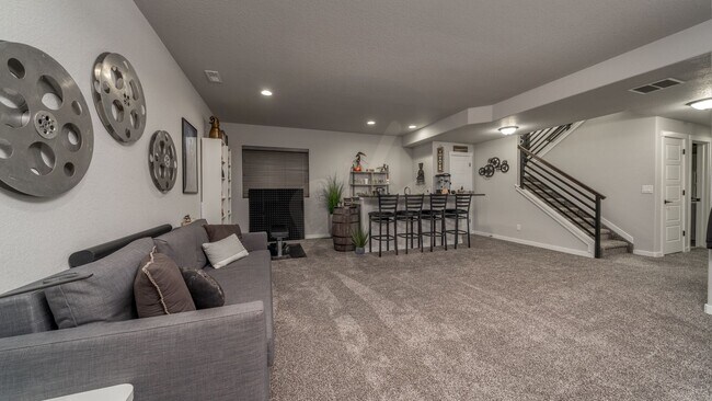 Building Photo - Four Bedroom Rancher in Greenways at Sand Creek