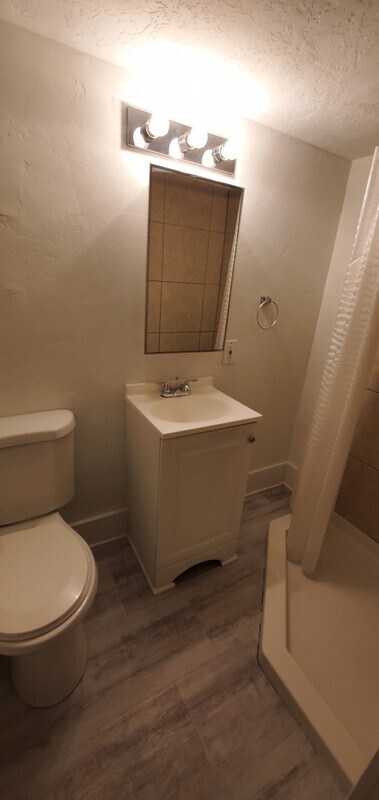 Building Photo - 1175 S 300 E