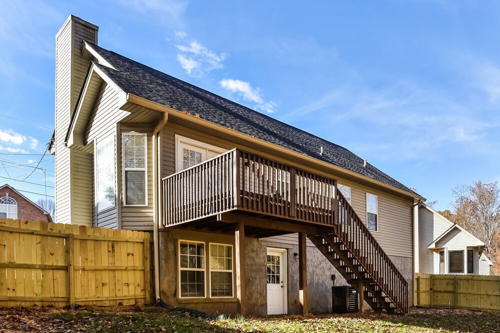 Building Photo - 1920 Streamfield Ct