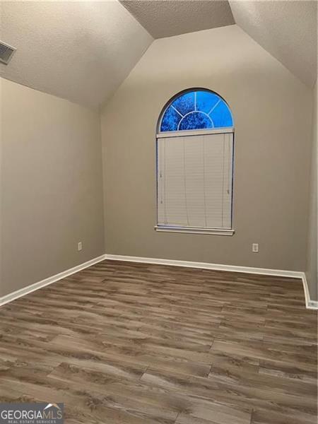 Building Photo - 6064 Red Top Loop