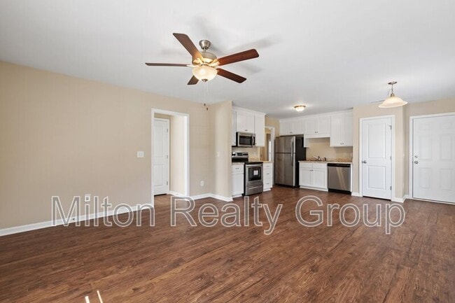 Building Photo - 579 Pendergraft Rd