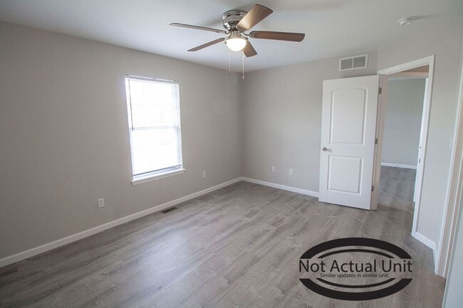 Building Photo - 5313-5315 Currituck Lane