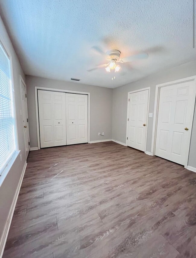 Building Photo - 3373 Argonaut Dr