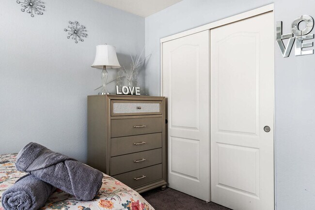 Building Photo - 4301 N 21st St