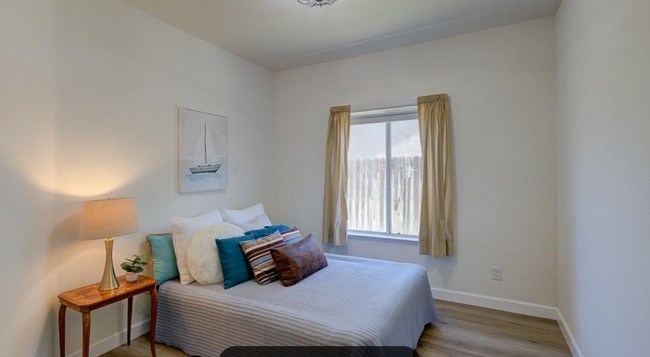 Building Photo - 2684 E Kelso Ave