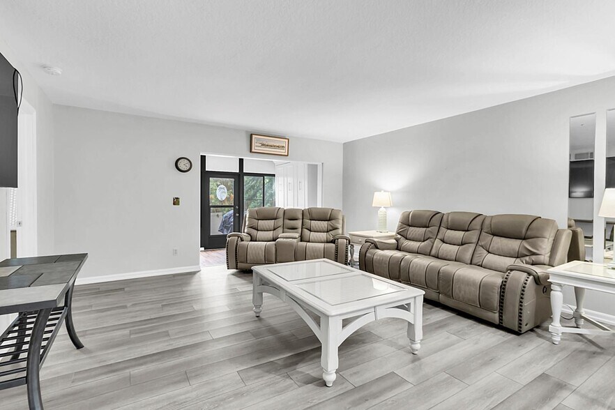 Building Photo - 3590 Magnolia Ridge Cir