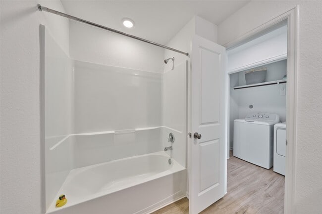 Building Photo - 3799 Solanum Dr