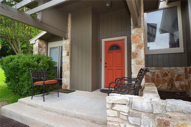 Building Photo - 5311 Doe Valley Ln