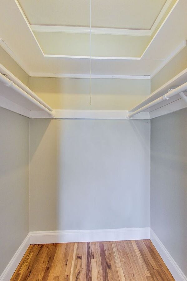 Building Photo - 6048 Monroe Ave