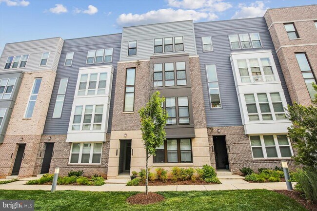 Building Photo - 13411 Launders St