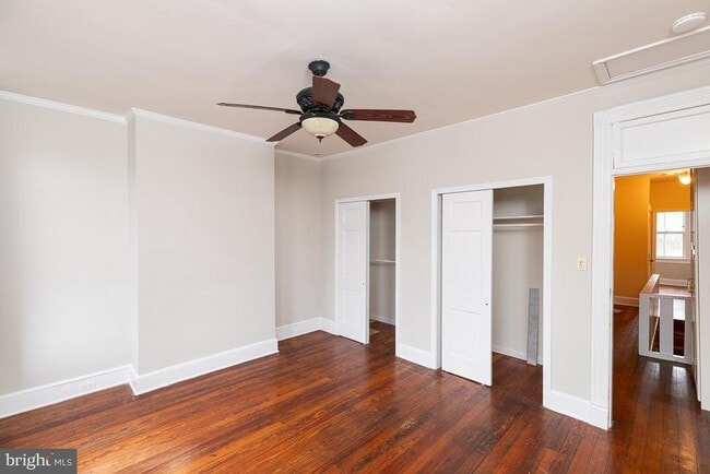 Building Photo - 315 12th St SE