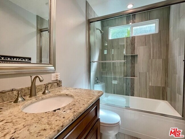 Building Photo - 1080 Finrod Ct