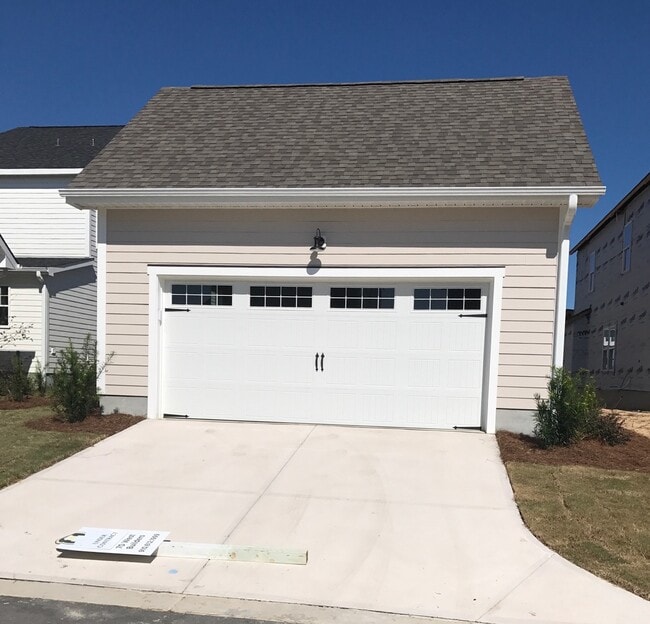 Building Photo - RIVER LIGHTS