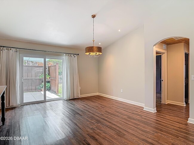 Building Photo - 14 Zollinger Pl