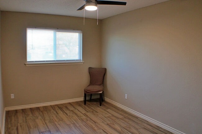 Building Photo - Beautiful 4-Bedroom Move-in Ready Home