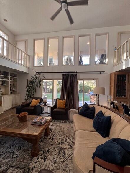 Building Photo - 9705 Pebble Beach Dr NE