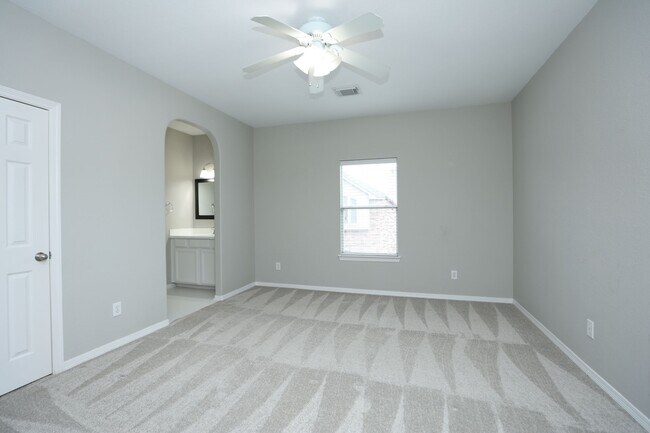 Building Photo - 21719 China Green Dr