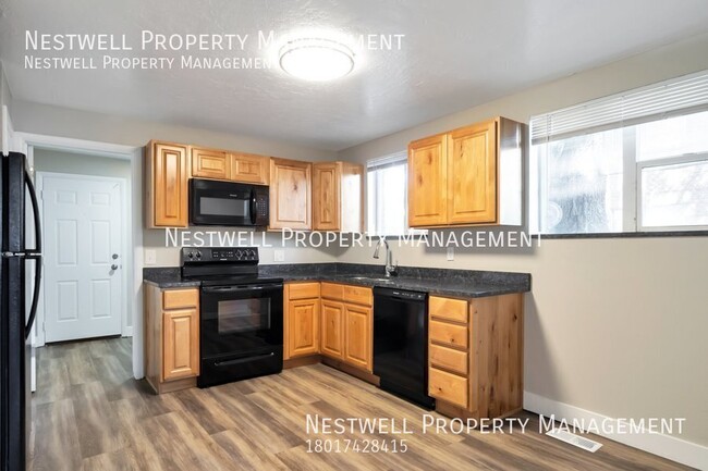 Building Photo - FREE 1ST MONTH'S RENT - Newly Remodeled 2-...