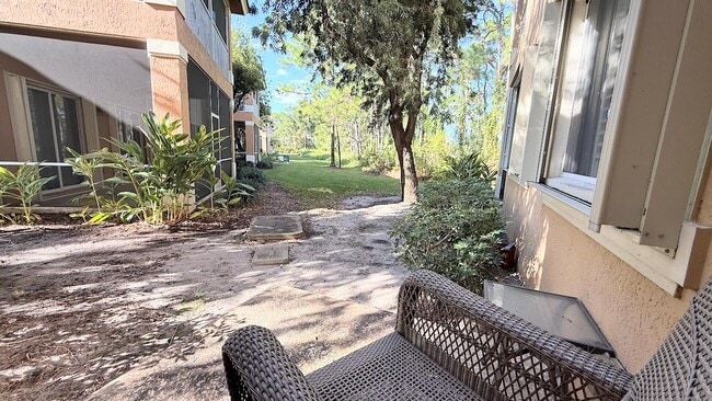 Building Photo - 8946 Sandshot Ct