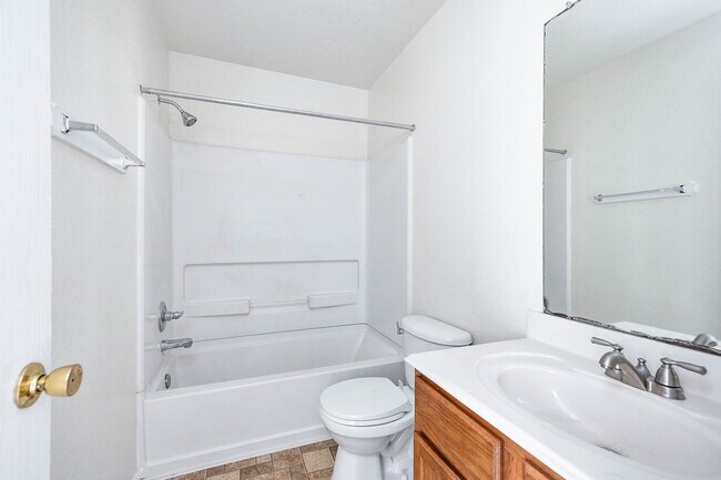 Building Photo - 4114 Heritagestone Dr