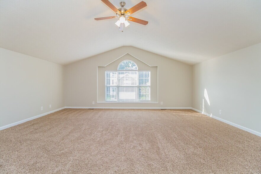 Building Photo - 3544 Glenfalls Dr