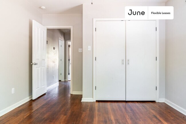 Building Photo - 1001 Gullett Street