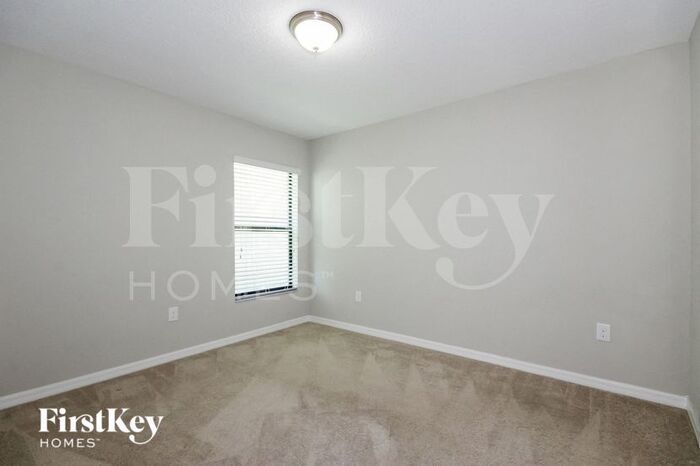 Building Photo - 9637 Sage Creek Dr