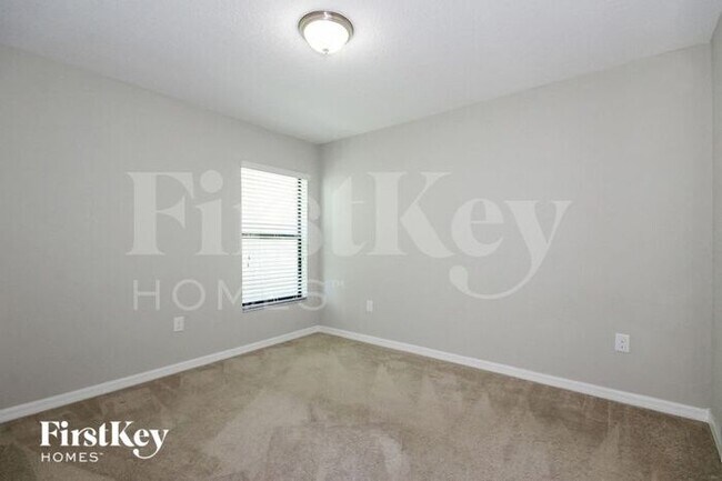 Building Photo - 9637 Sage Creek Dr
