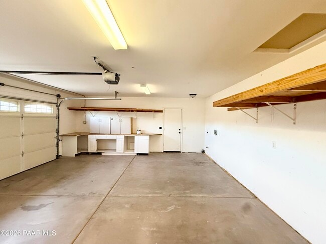 Building Photo - 5260 N Verde Ln