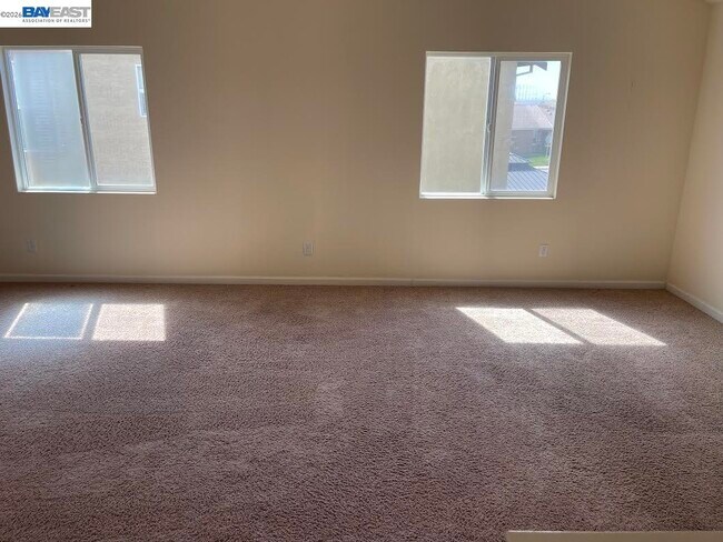 Building Photo - 1235 Santona Ct