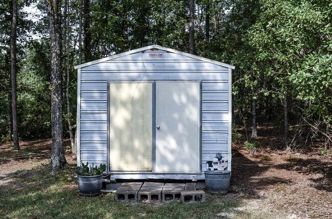 Building Photo - Central Hot Springs Village/Home/Unfurnished