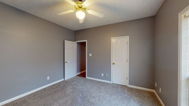 Building Photo - Wonderful 4 bedroom, 3 bath home in Grand Oaks Millbrook