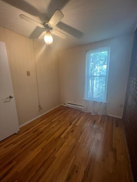 Building Photo - 310 9th St