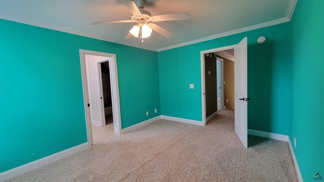 Building Photo - 105 Fortune Way