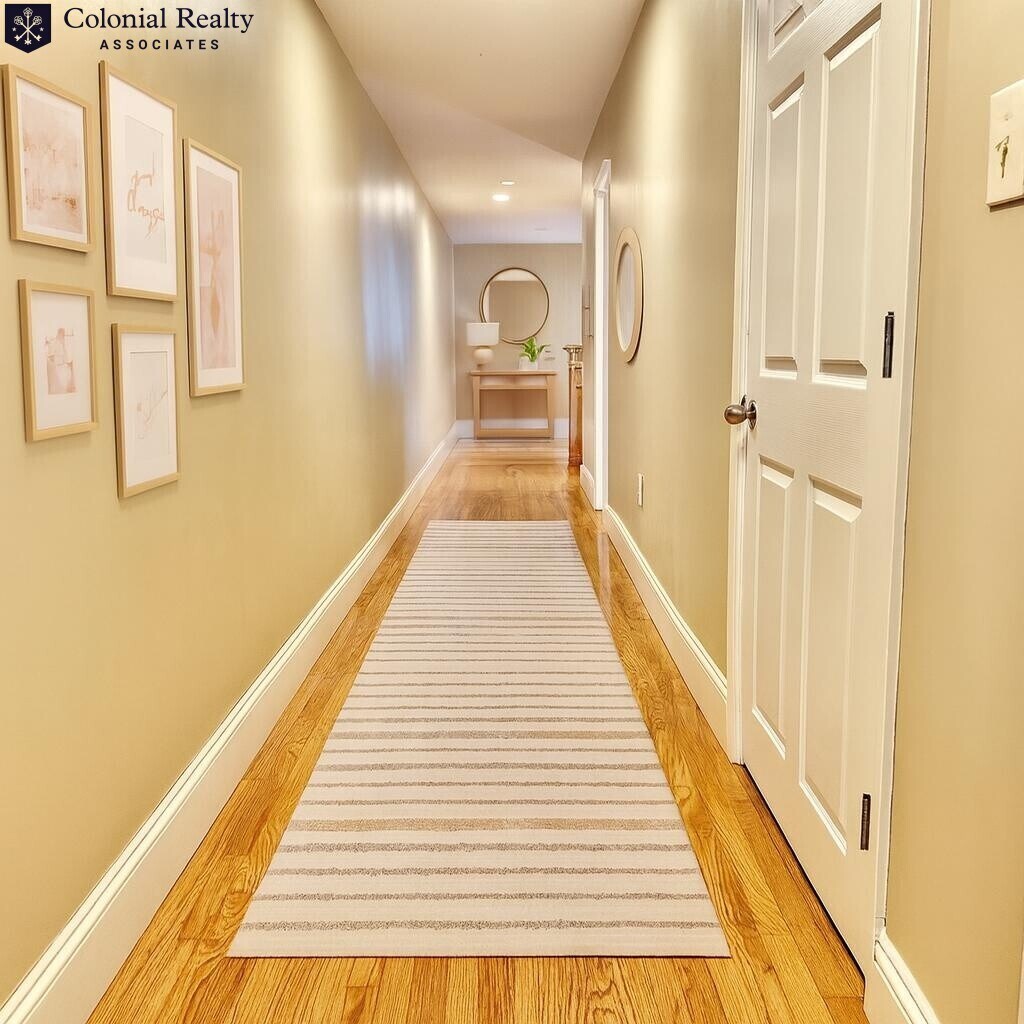 Building Photo - 72 Egmont St