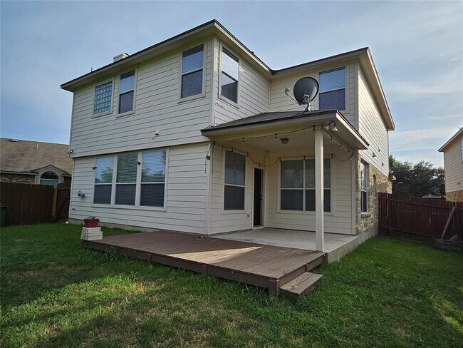 Building Photo - 11109 Persimmon Gap Dr