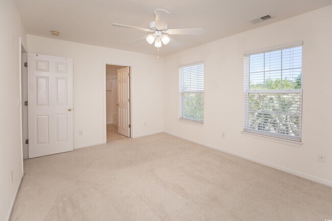 Building Photo - 2424 Hayseed Way