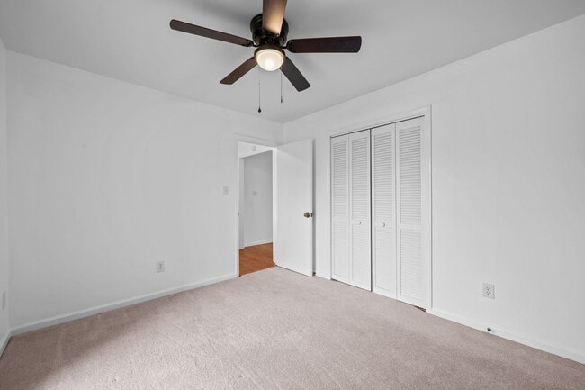 Building Photo - Private Dock Waterfront! Beautiful 3BR/2BA Gem in Fairfield Harbour!