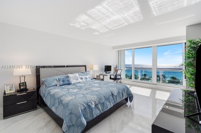 Building Photo - 2100 S Ocean Dr