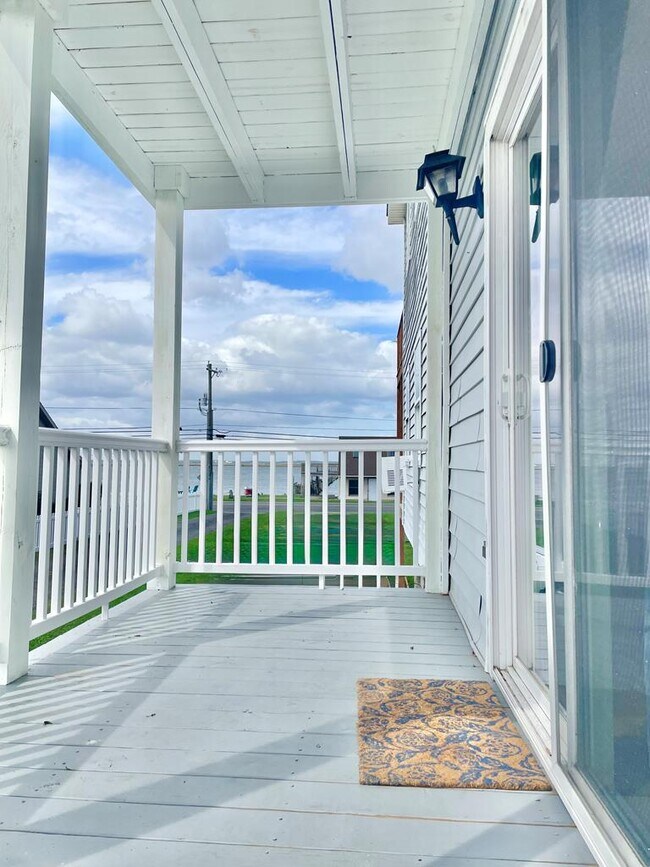 Building Photo - 7141 Margarets Ln