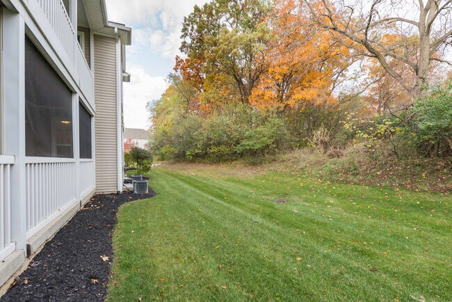 Building Photo - 2962 Hunley Dr