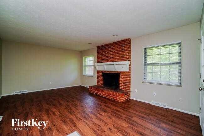 Building Photo - 5431 Maple Canyon Ave