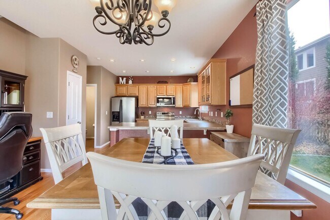 Building Photo - Highlands Ranch Spacious 3 bed 2.5 bath